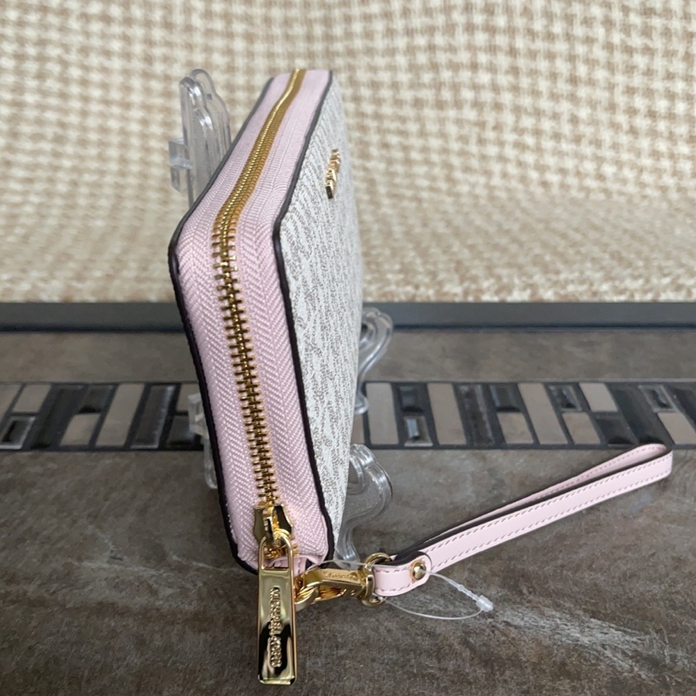 Michael Kors Jet Set Travel Large Travel CONTINENTAL Wristlet-Wallet - Picture 6 of 16